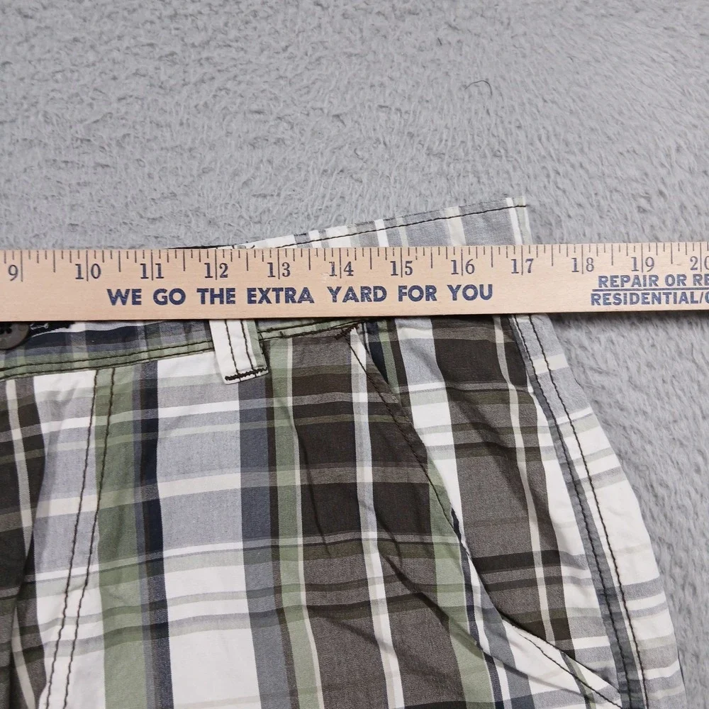 Public Opinion Plaid Cargo‎ Shorts Men's 34 Green Brown 100% Cotton EUC